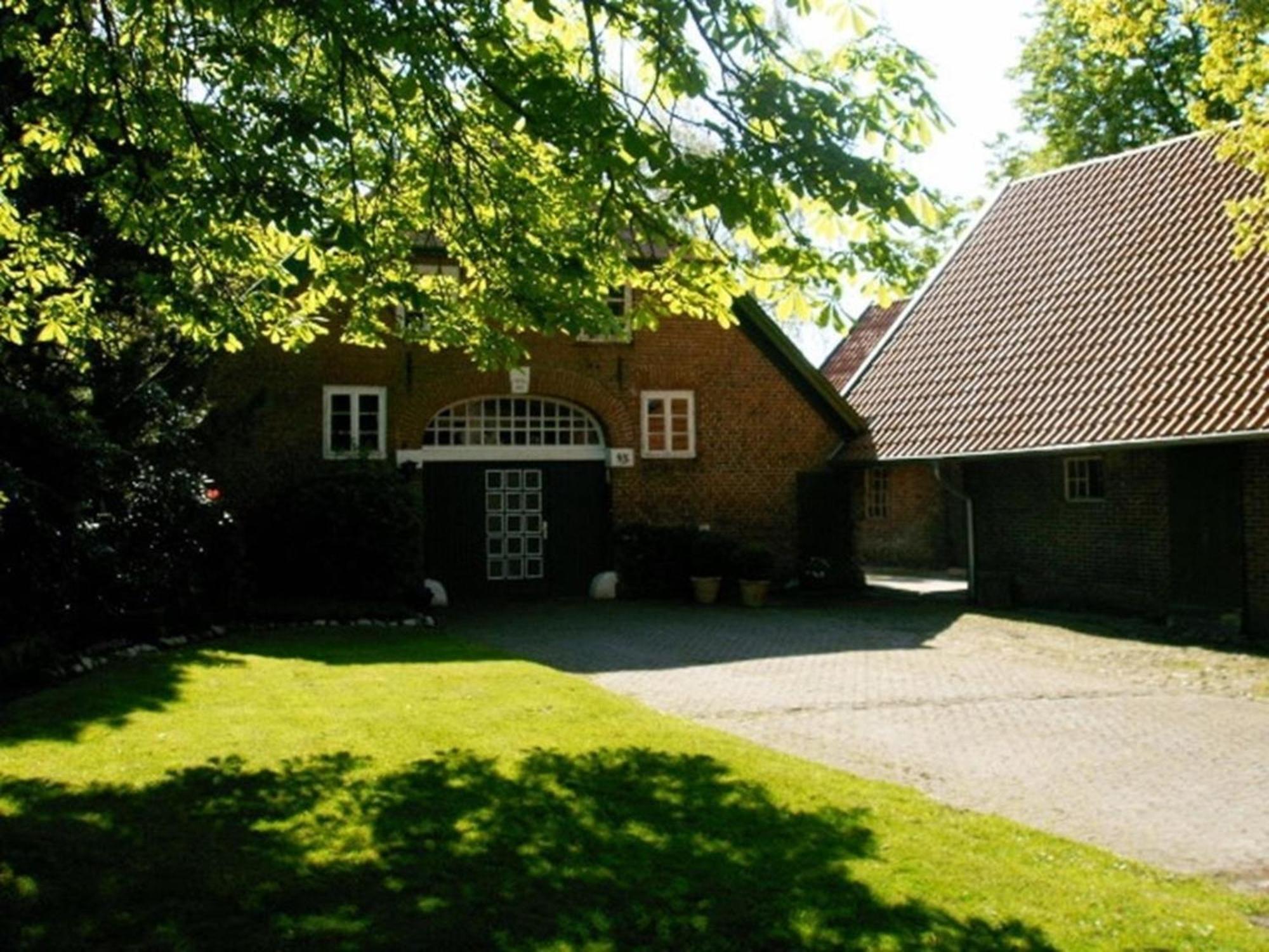 Ammerlaender Ferienwohnung Westerstede Esterno foto